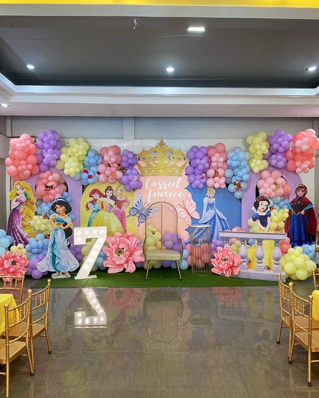 Floral birthday decor Noida
